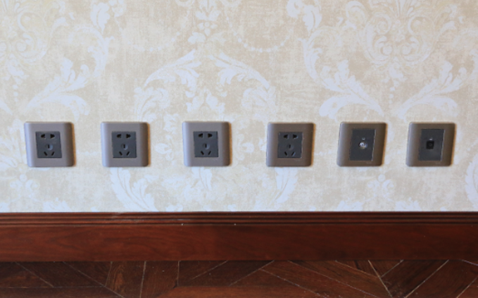 1512107409567632.png 電1.png